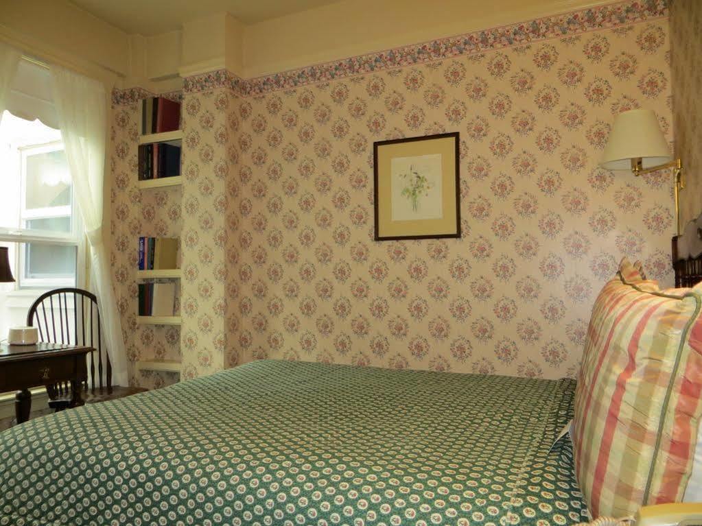 Hotel Petite 3*