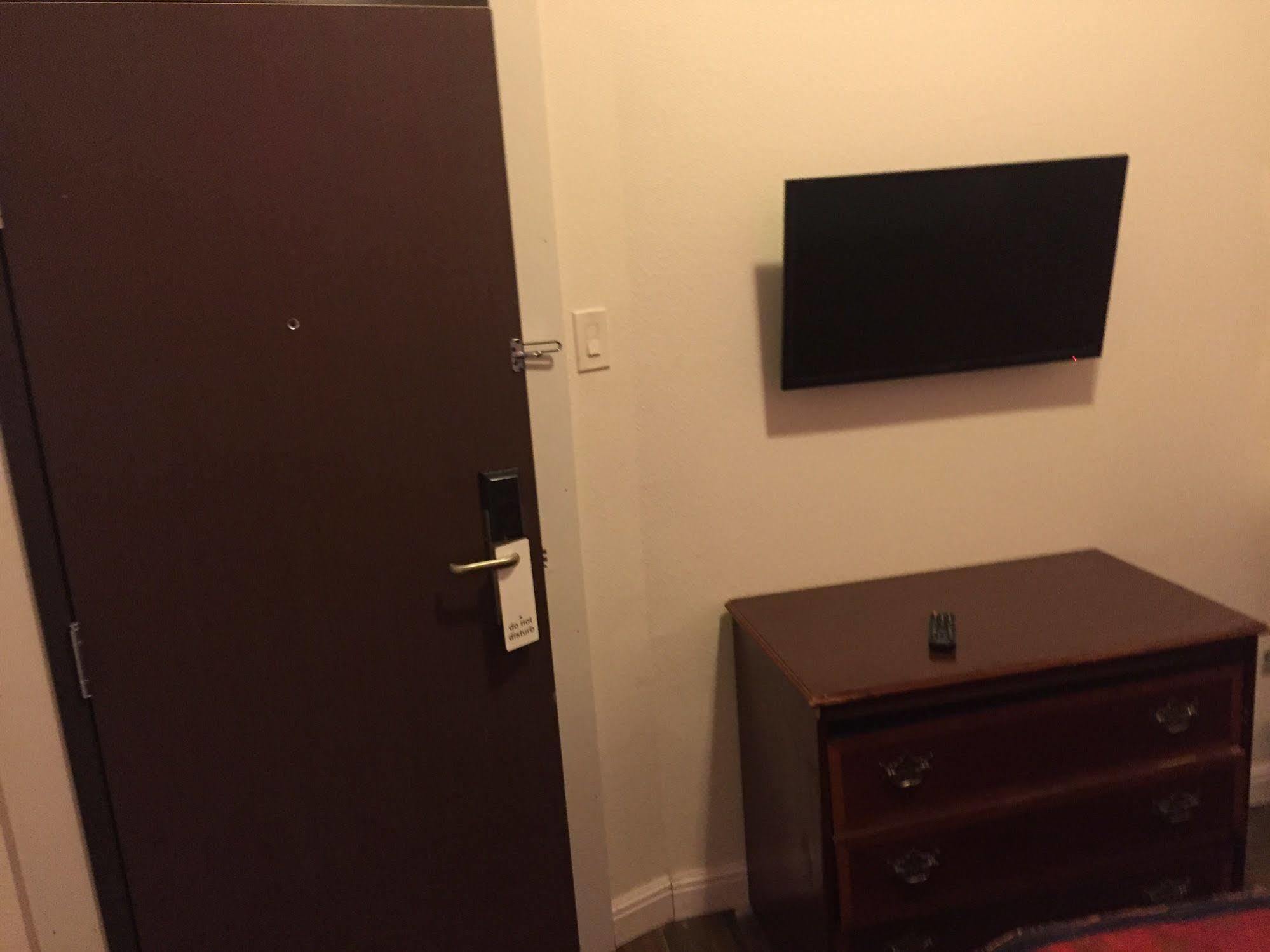 Budget Motel