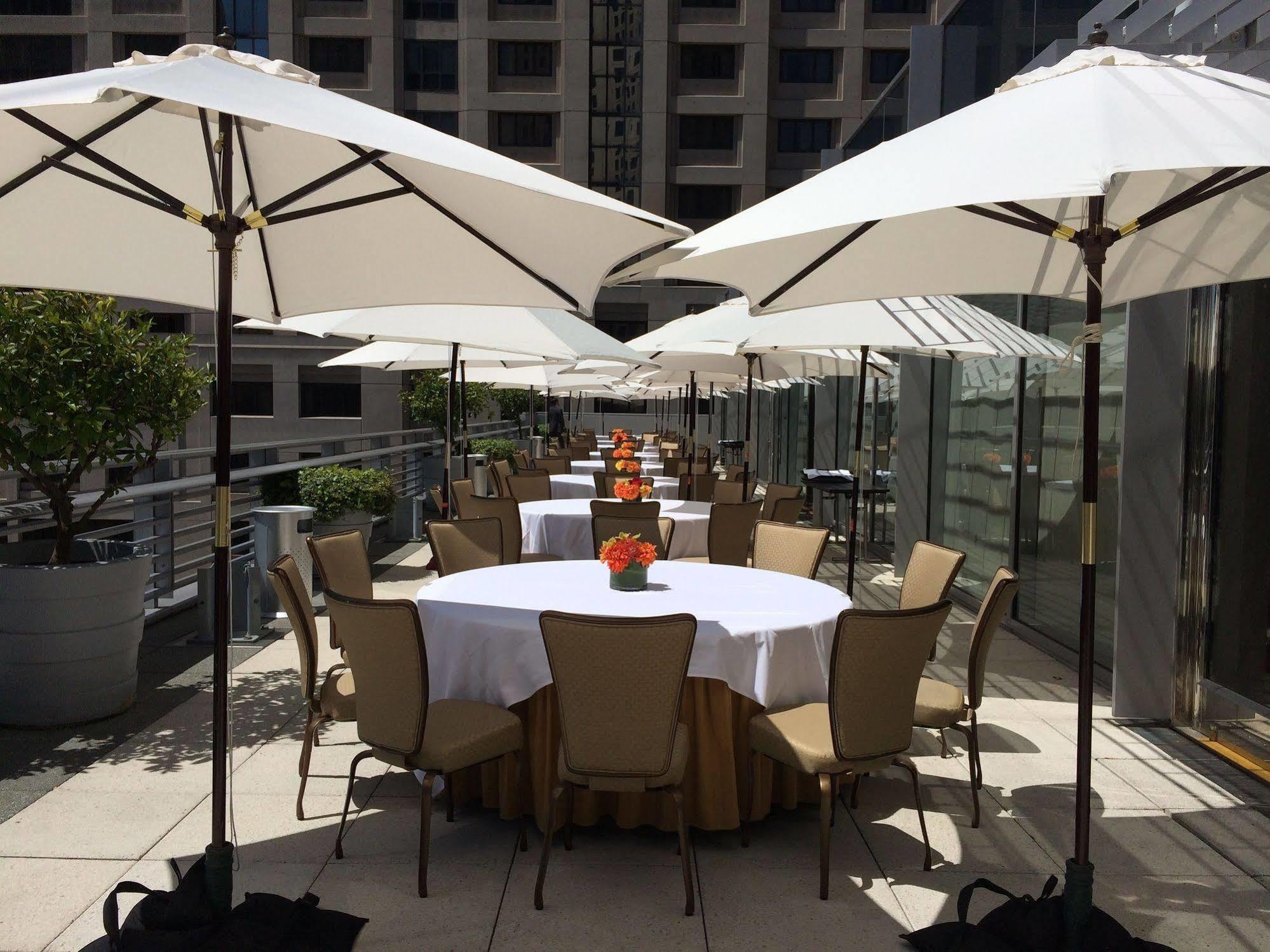 Four Seasons Hotel 5*