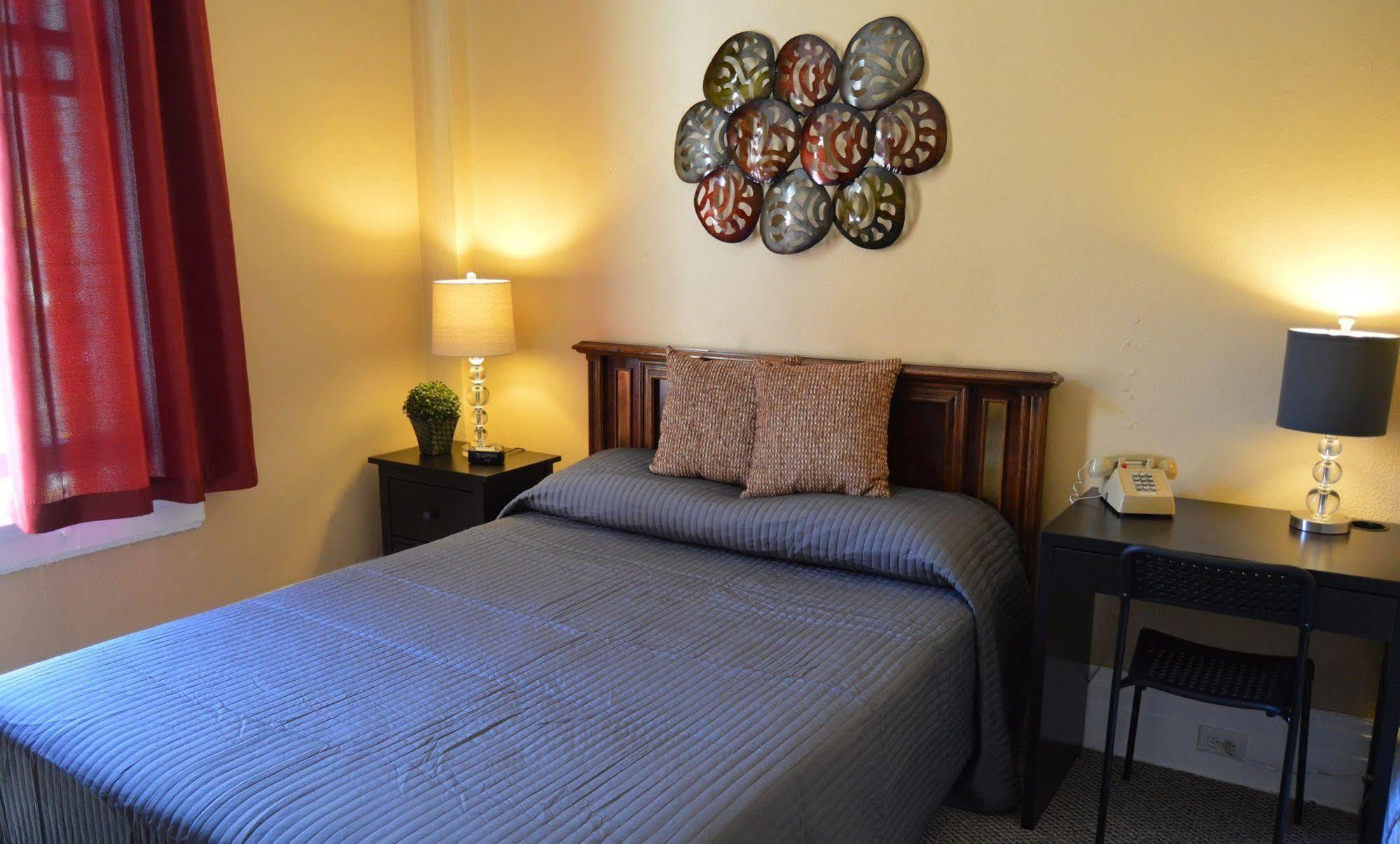 Hotel Astoria 2*