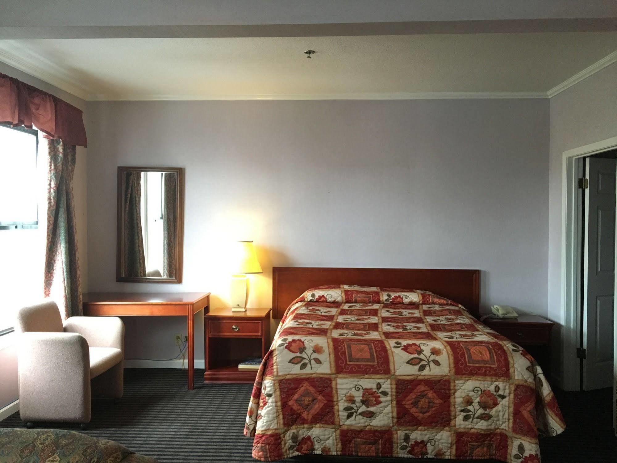 Alpha And Motel