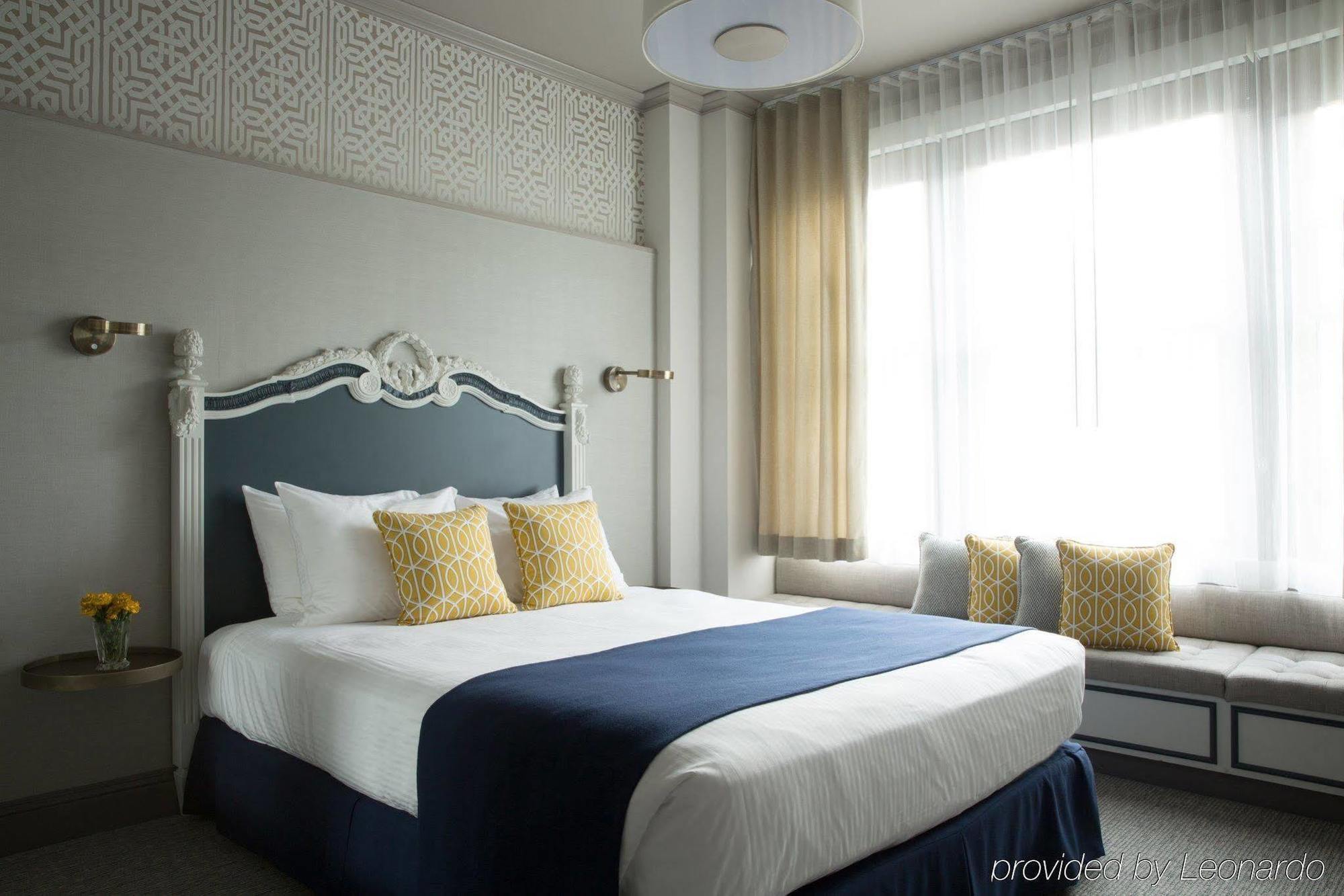 Warwick Hotel 4*