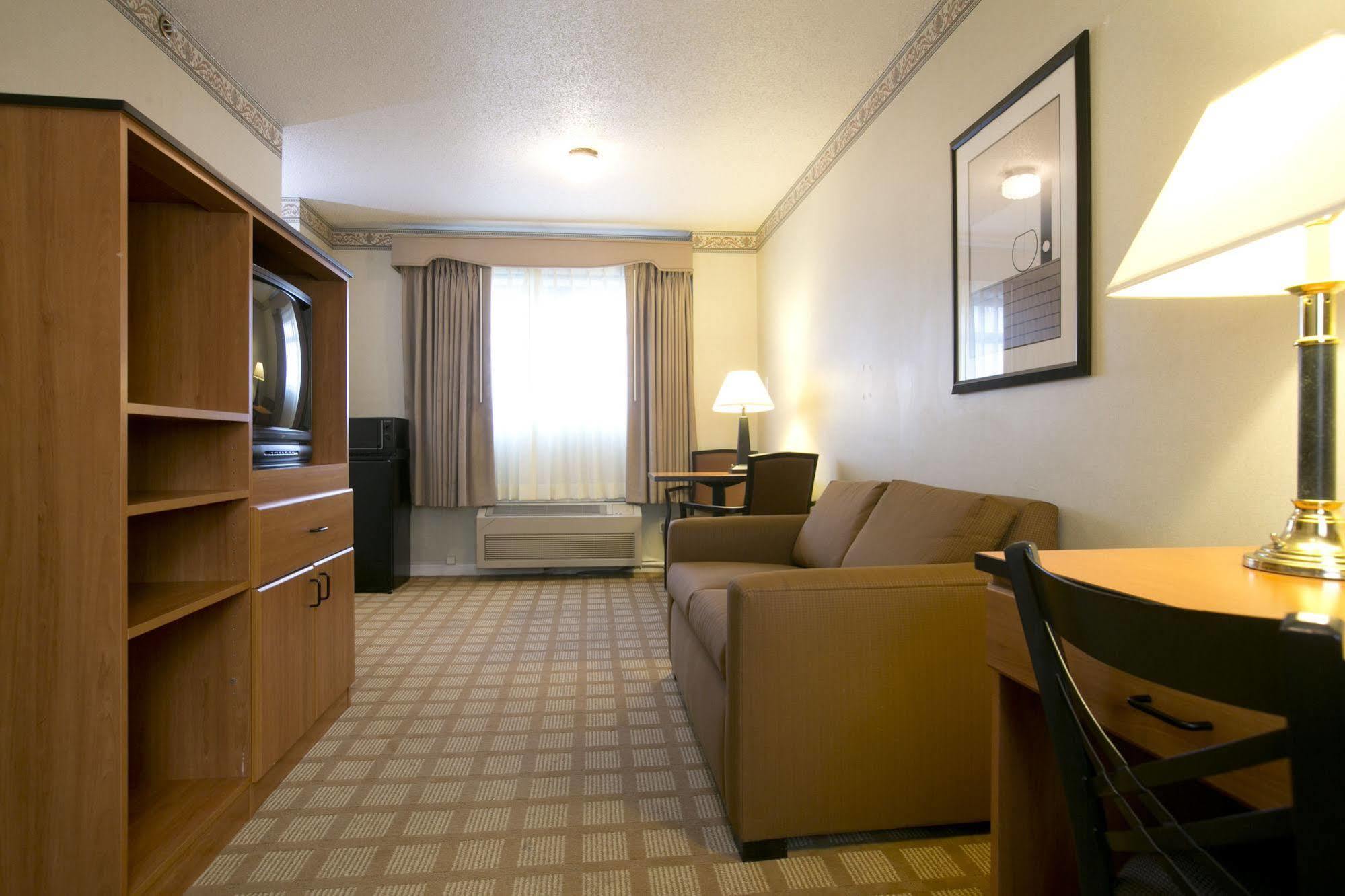 Hotel Center And San Francisco