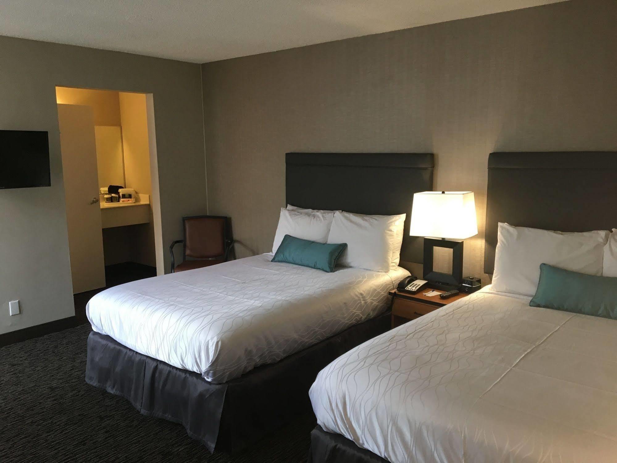 Hotel Center And 2*