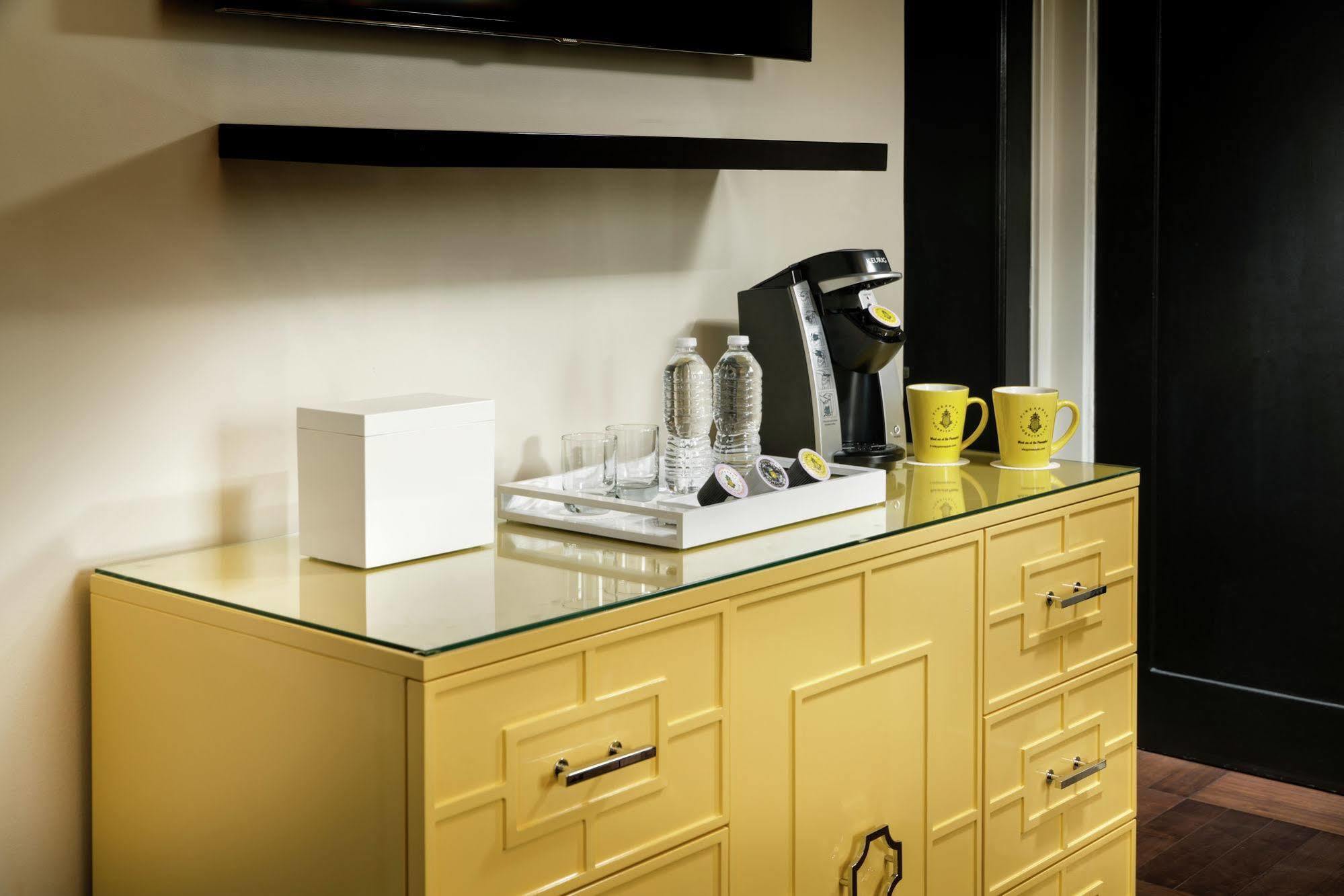 Staypineapple, An Elegant Hotel, Union Square San Francisco