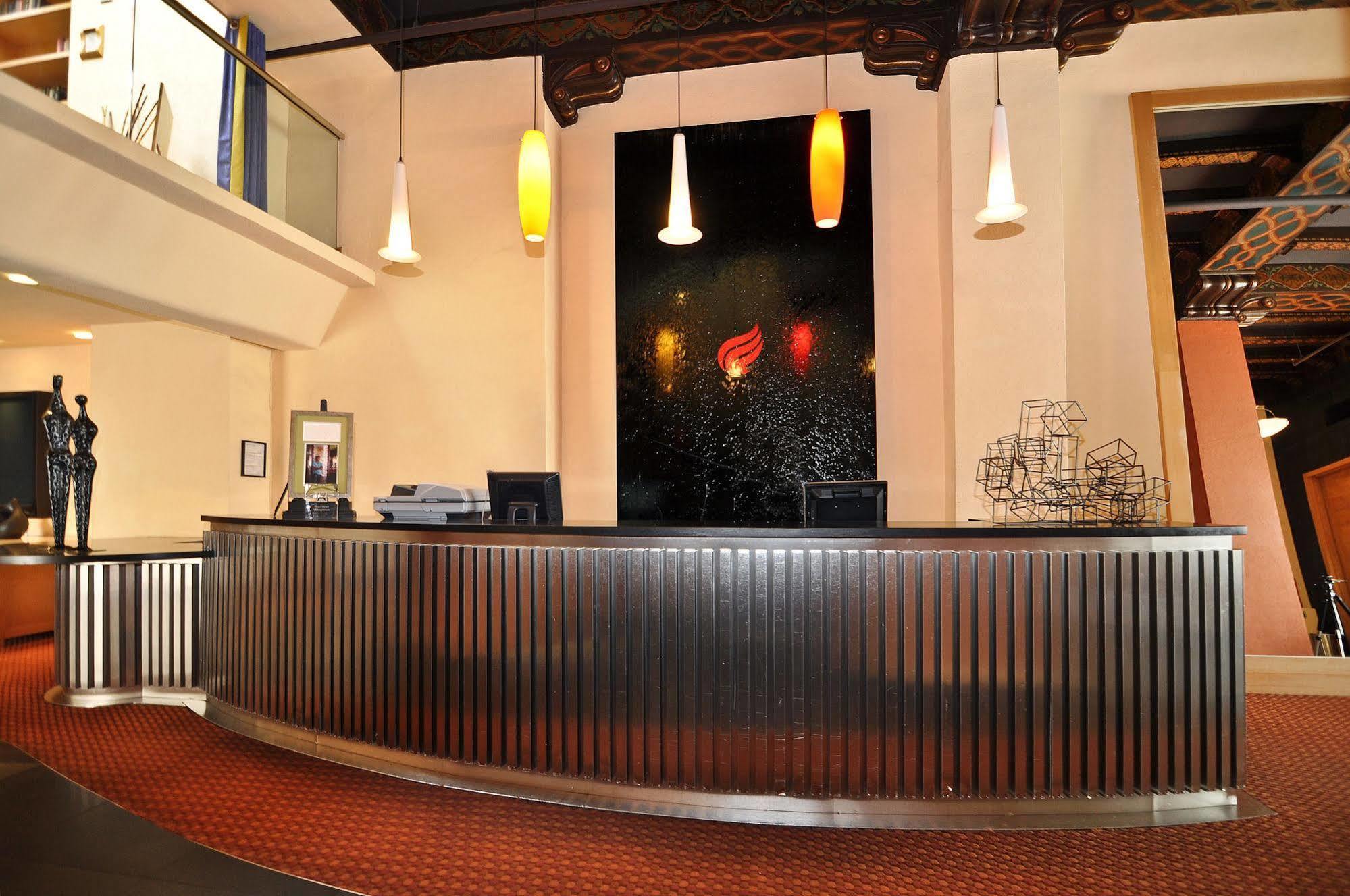 Hotel Metropolis 3*