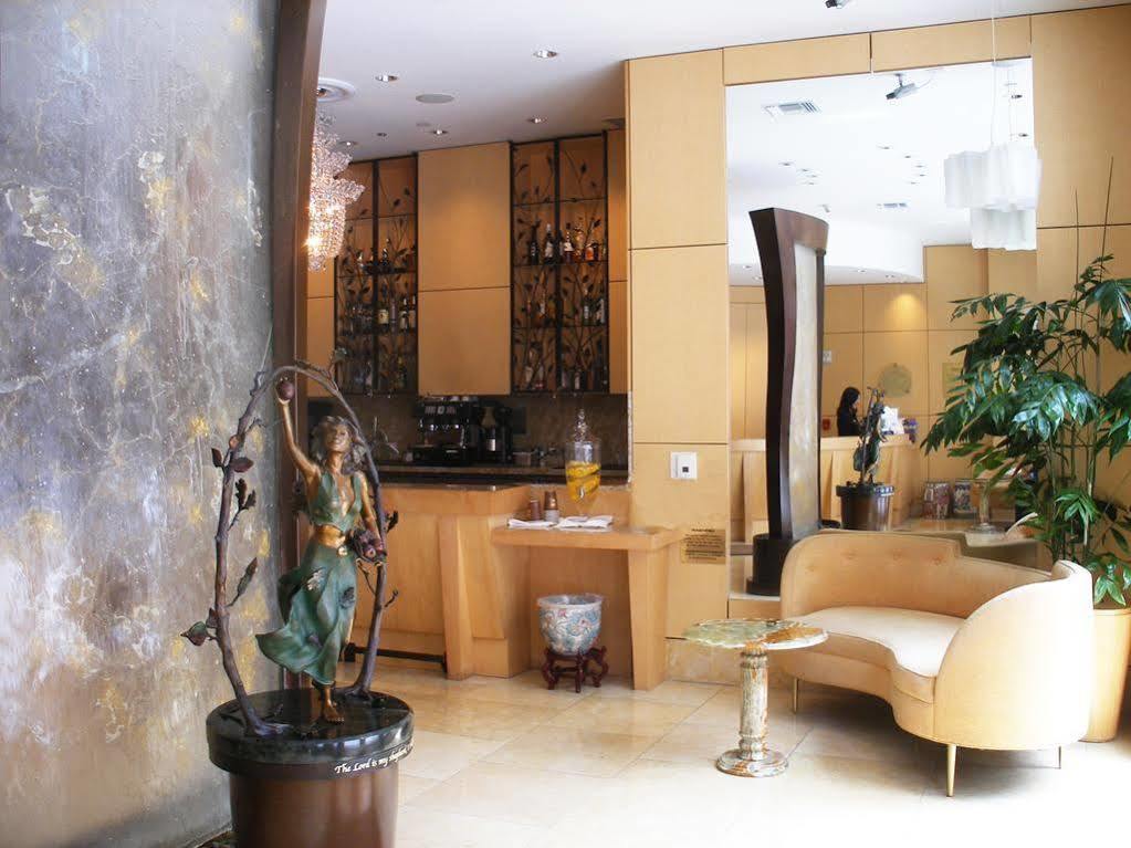 Hotel Orchard Garden 4*