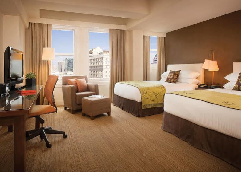 Hotel Adagio, Autograph Collection