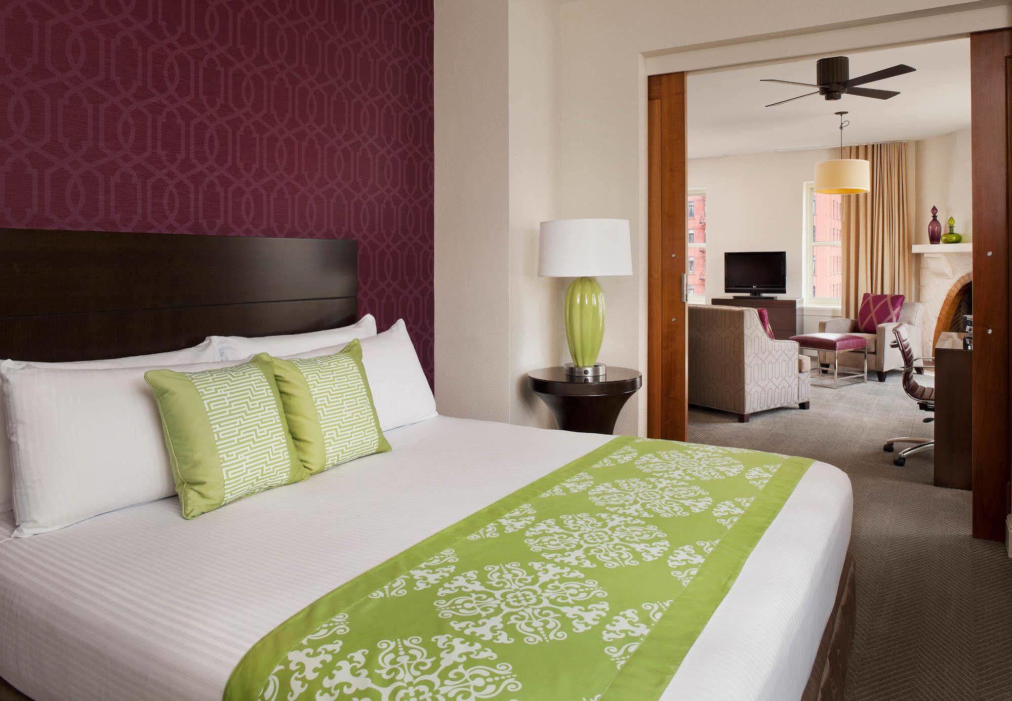 Adagio, Autograph Collection Hotel