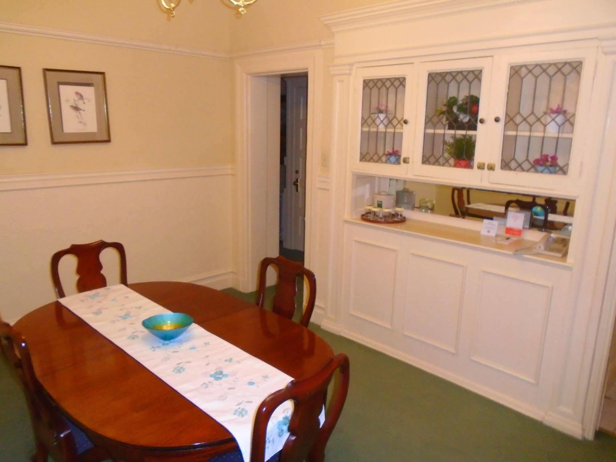 Stanyan Park Hotel 3*