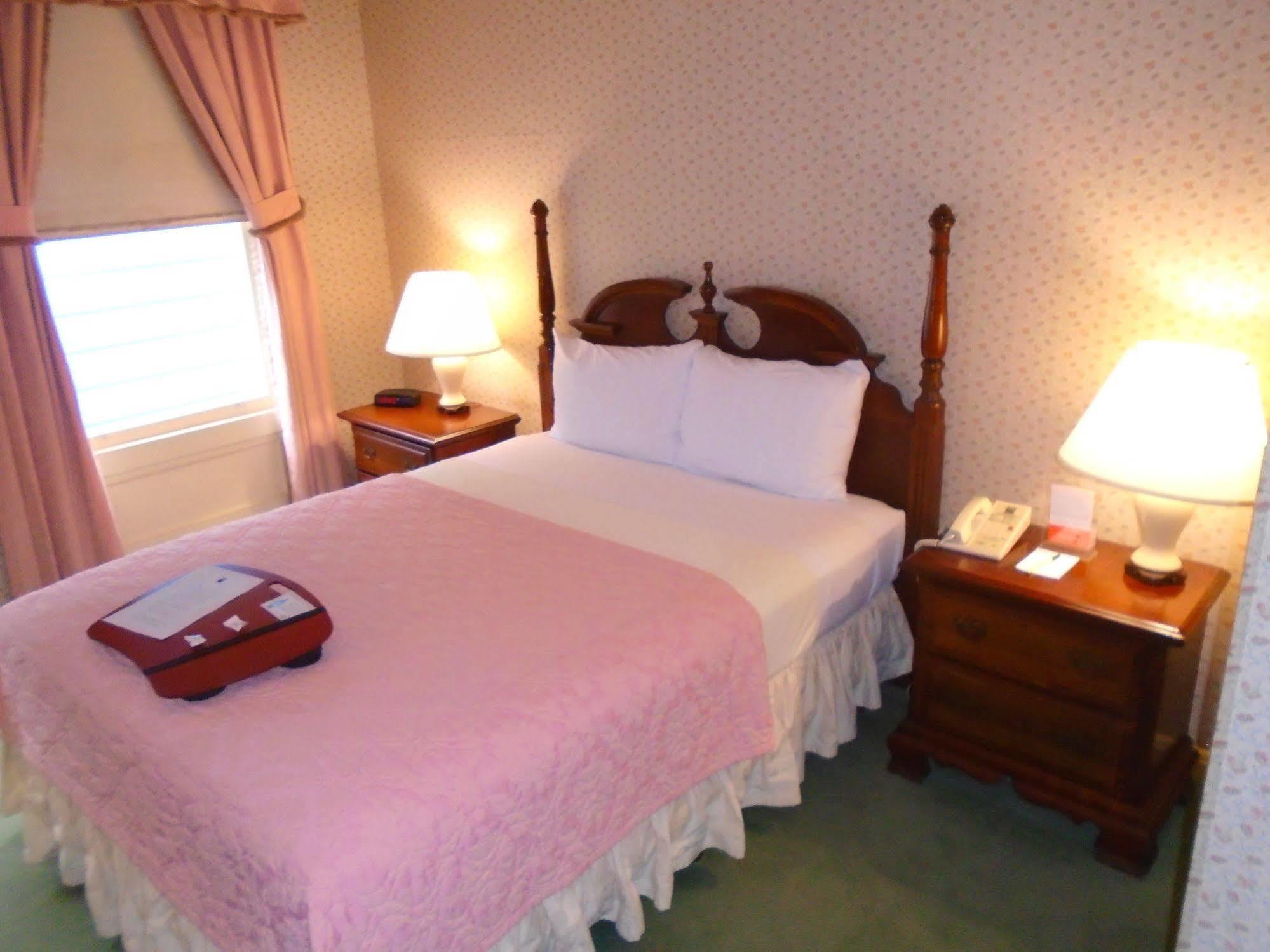 Hotel Stanyan Park 3*
