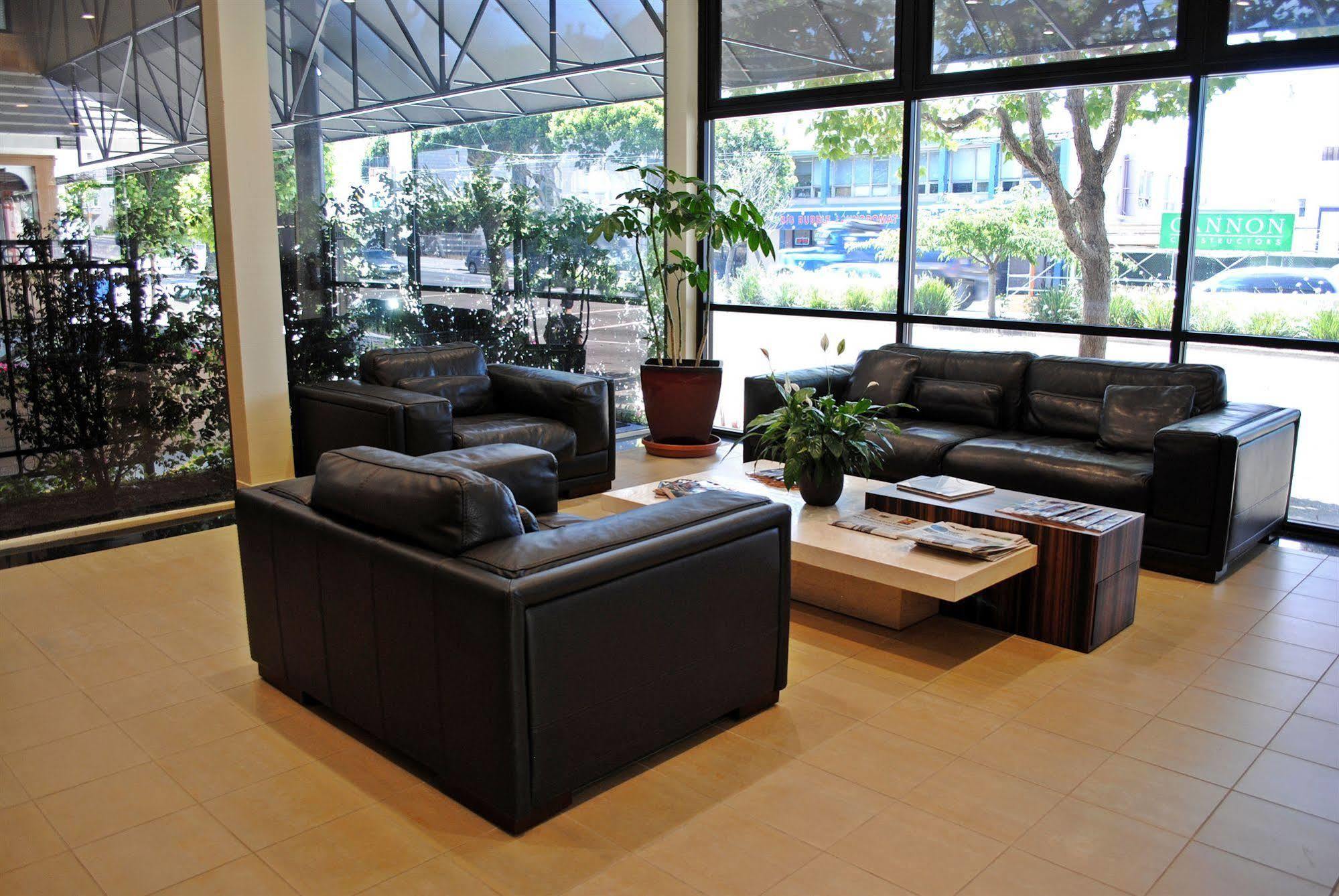 Hotel Heritage Marina 3*