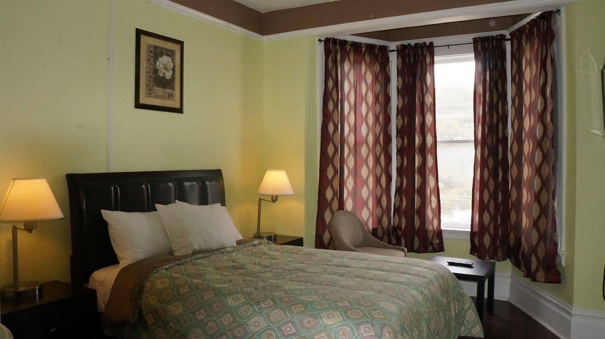 Inn The Utah 2*