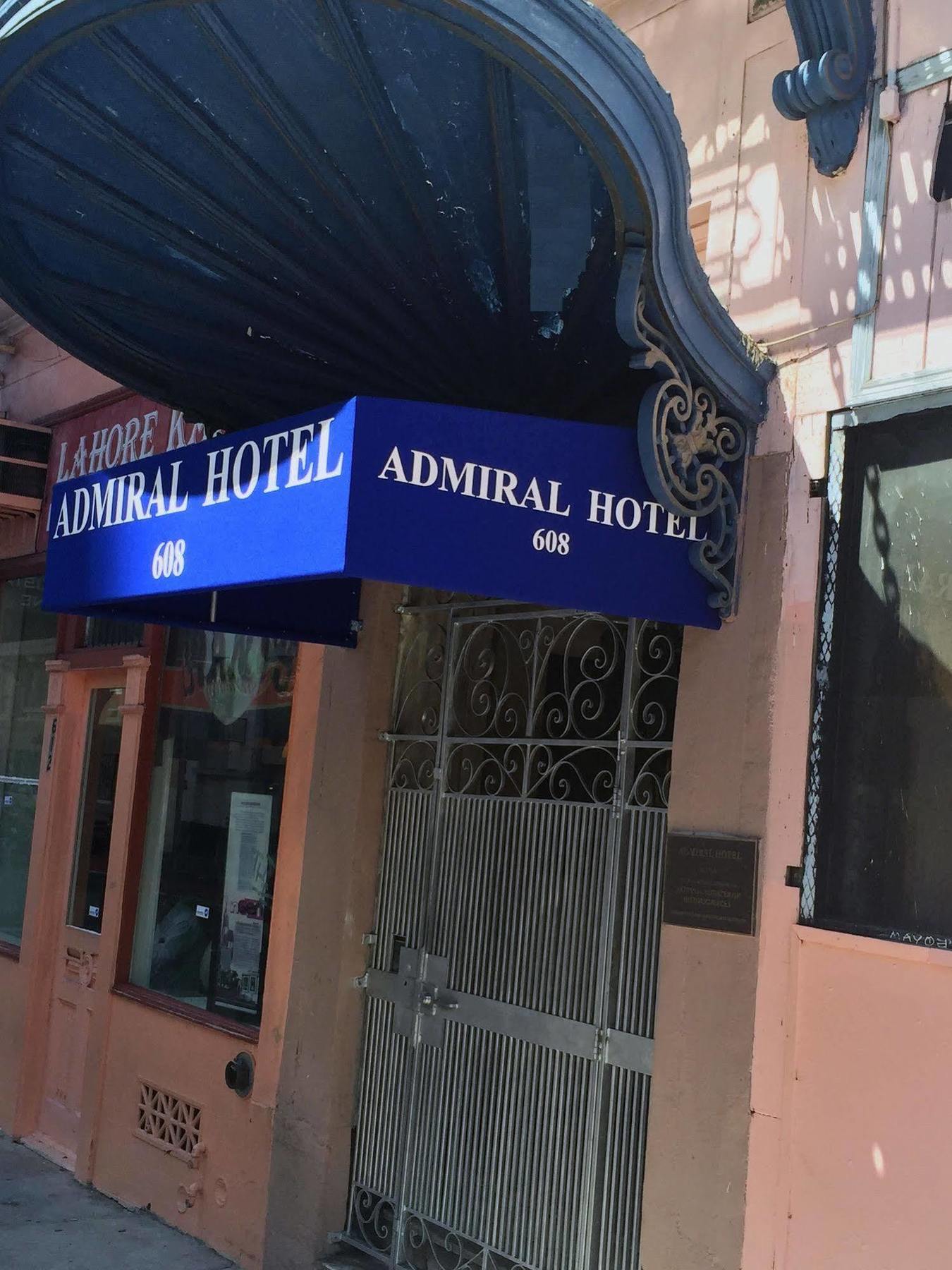 Admiral Hotel 2*