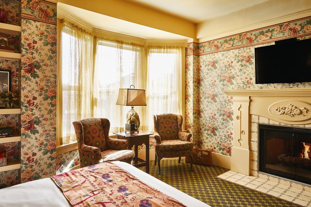 Hotel Petite