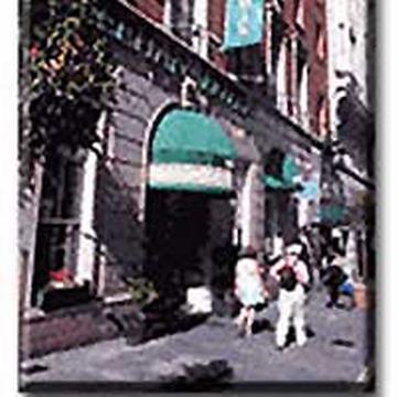 Sheehan Hotel 3*