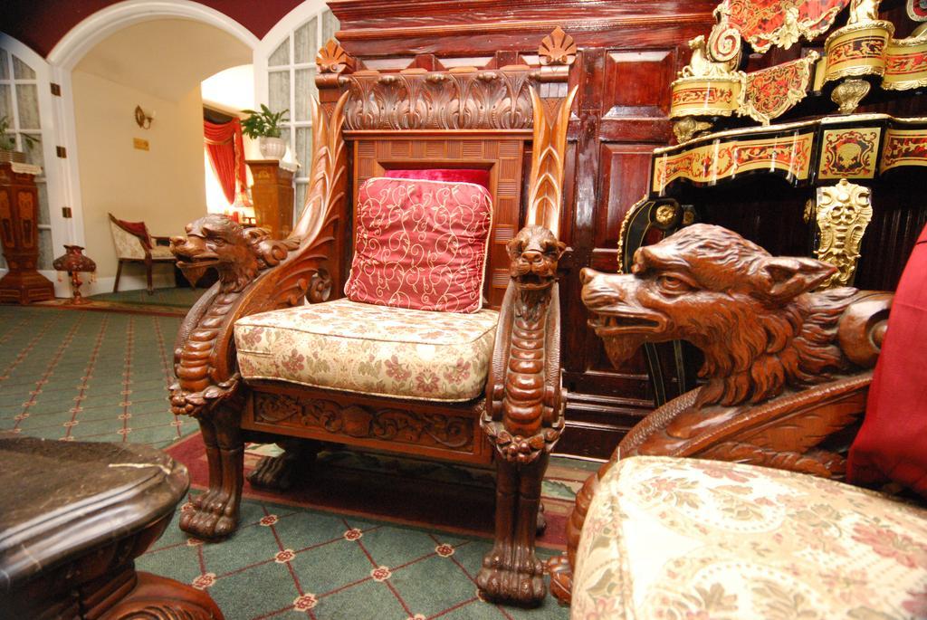 Hotel Queen Anne