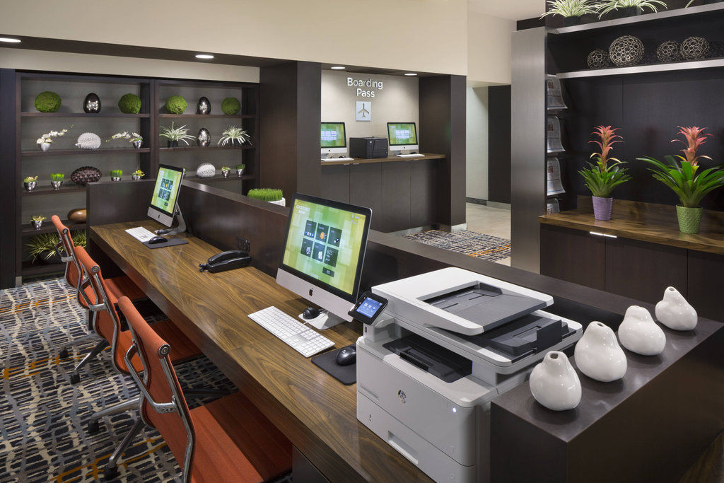 Courtyard By Marriott Fishermans Wharf Hotel