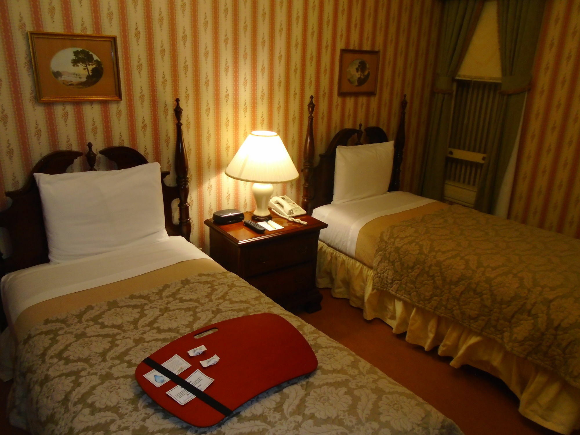 Stanyan Park Hotel 3*