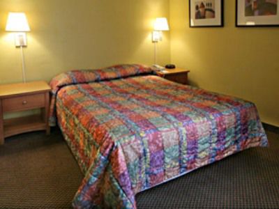 Travelodge By Wyndham Motel