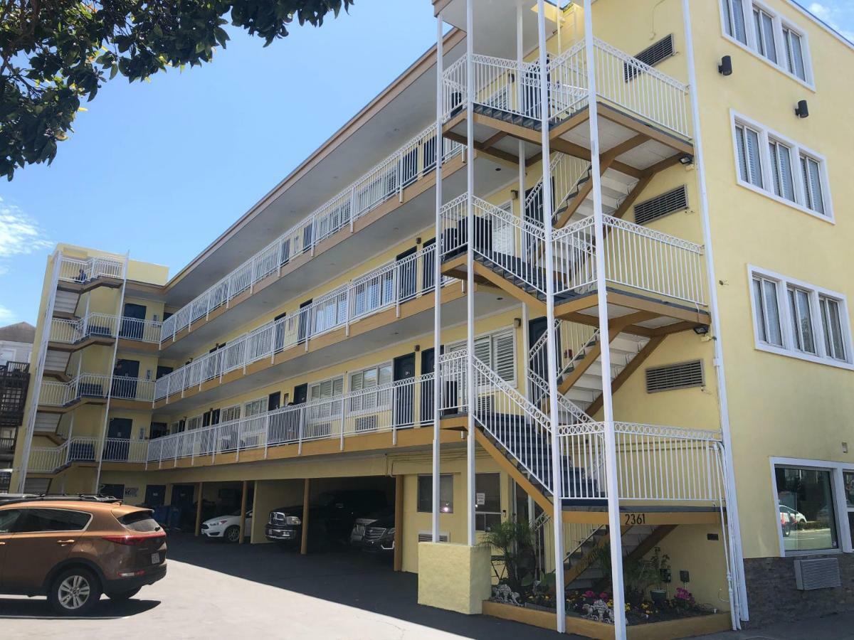 Presidio Parkway Motel 2*