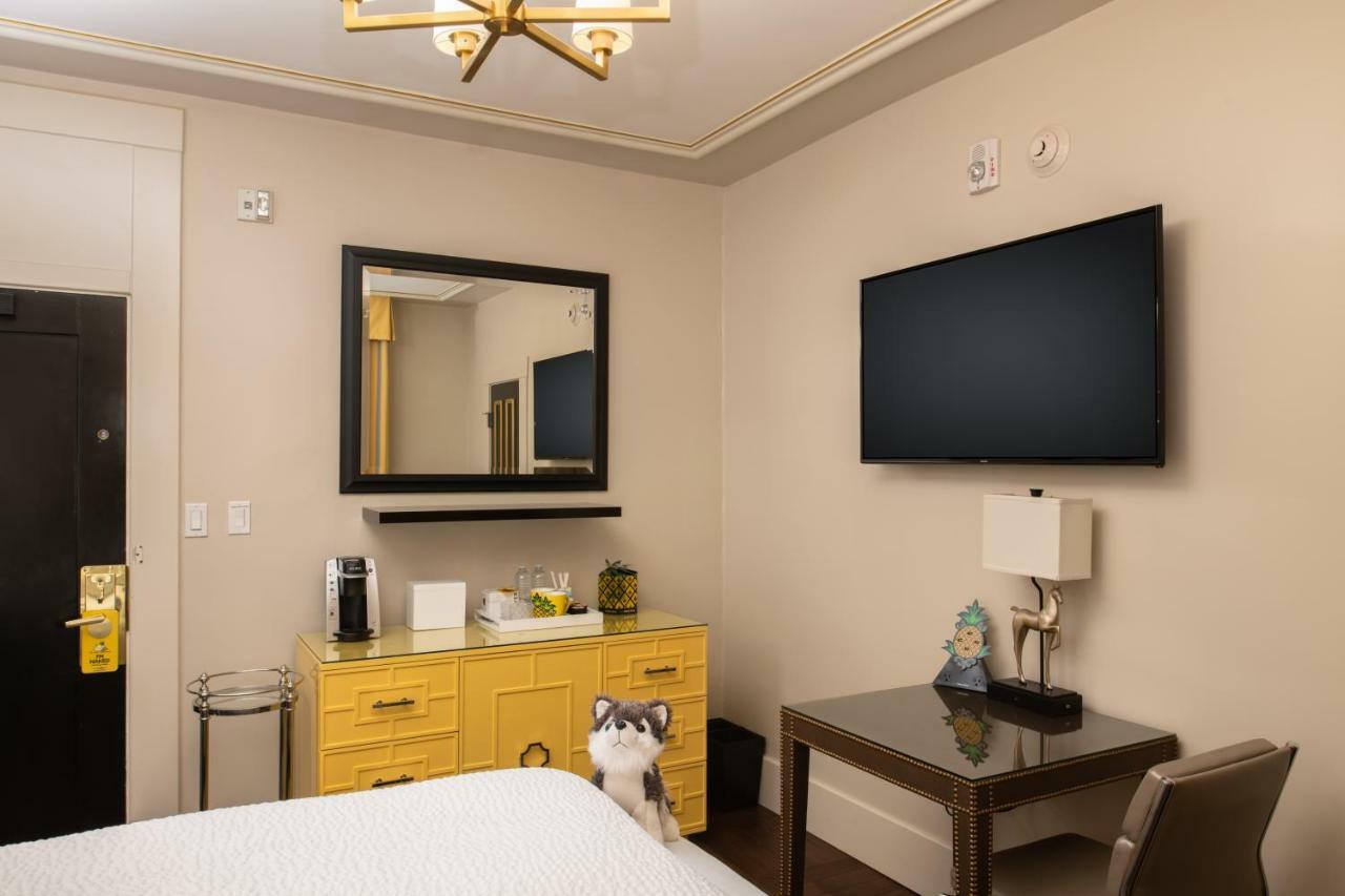 Hotel Staypineapple, An Elegant Hotel, Union Square