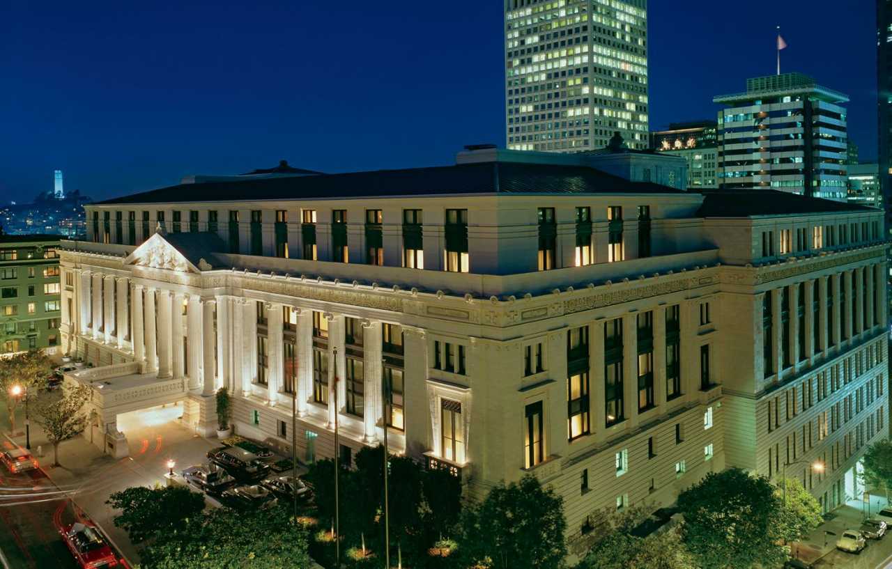 The Ritz-carlton,