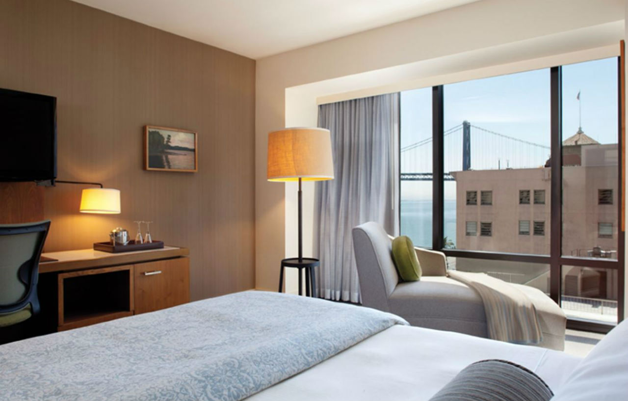 1 Hotel