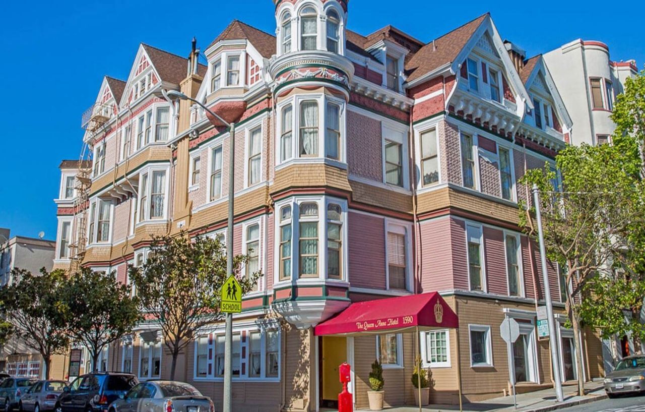 Hotel Queen Anne