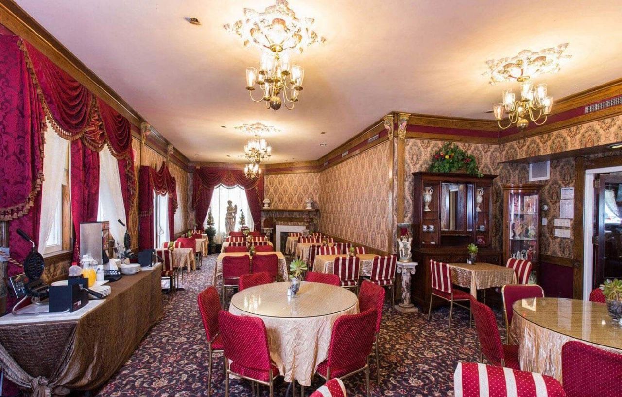 Queen Anne Hotel
