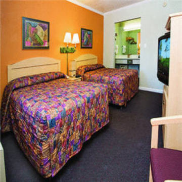 At Golden Gate Motel