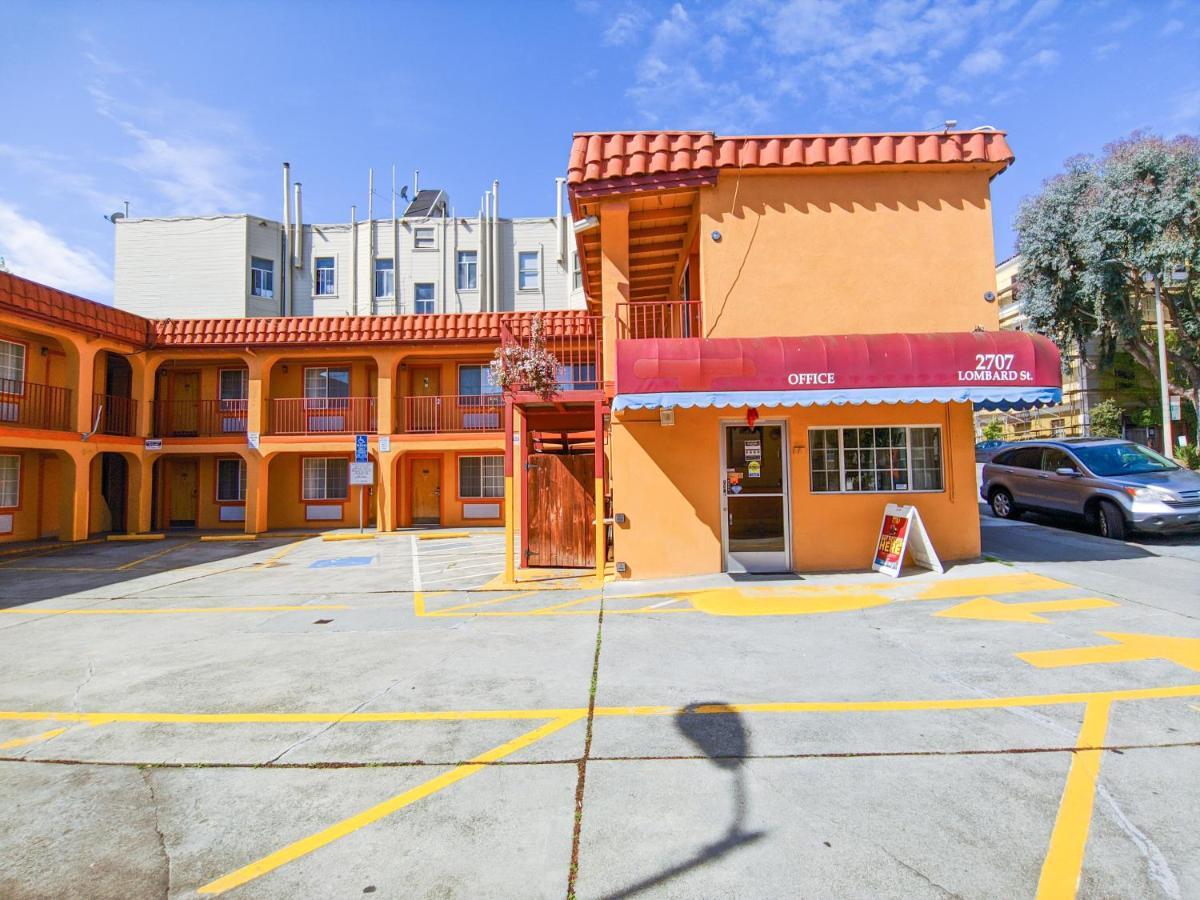 Motel At Golden Gate 2*