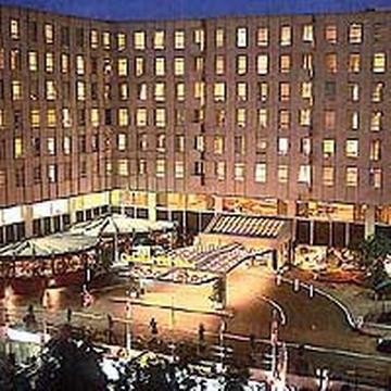 Cathedral Hill Hotel 3*