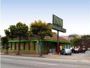 Presidio Parkway Motel 2*