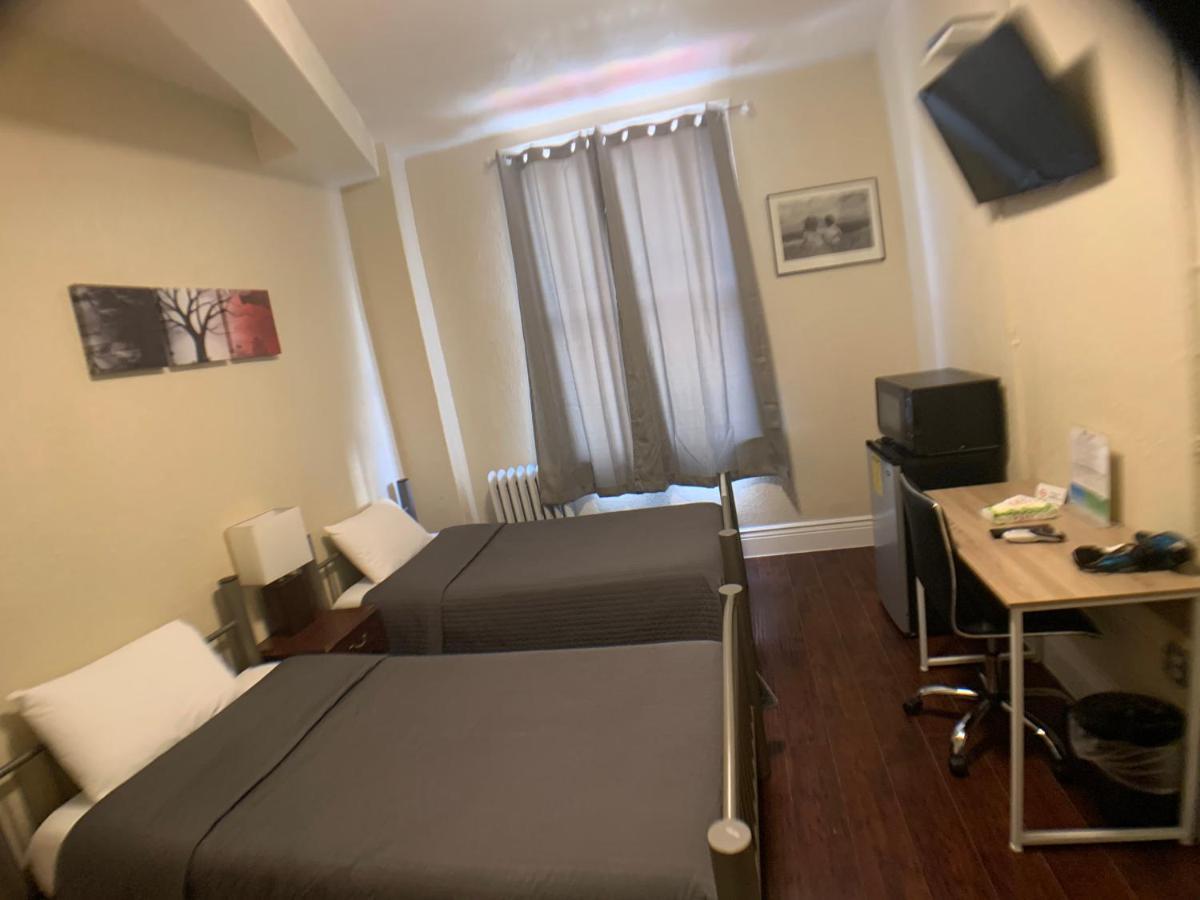 Hostel Orange Village
