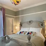 Totally Renovated Victorian House In Center Sf!