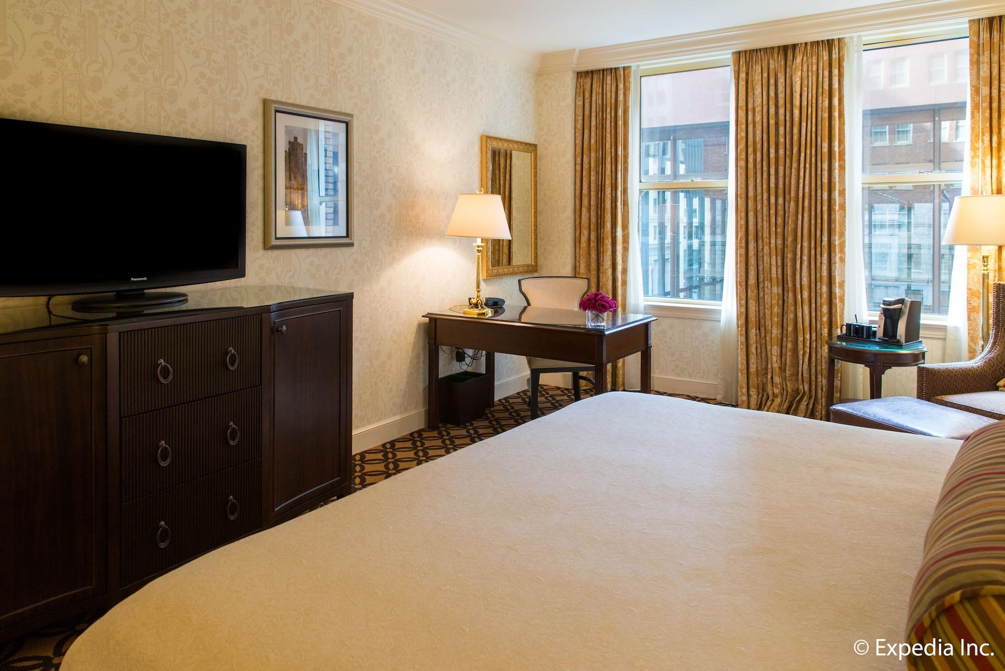 Omni Hotel 4*