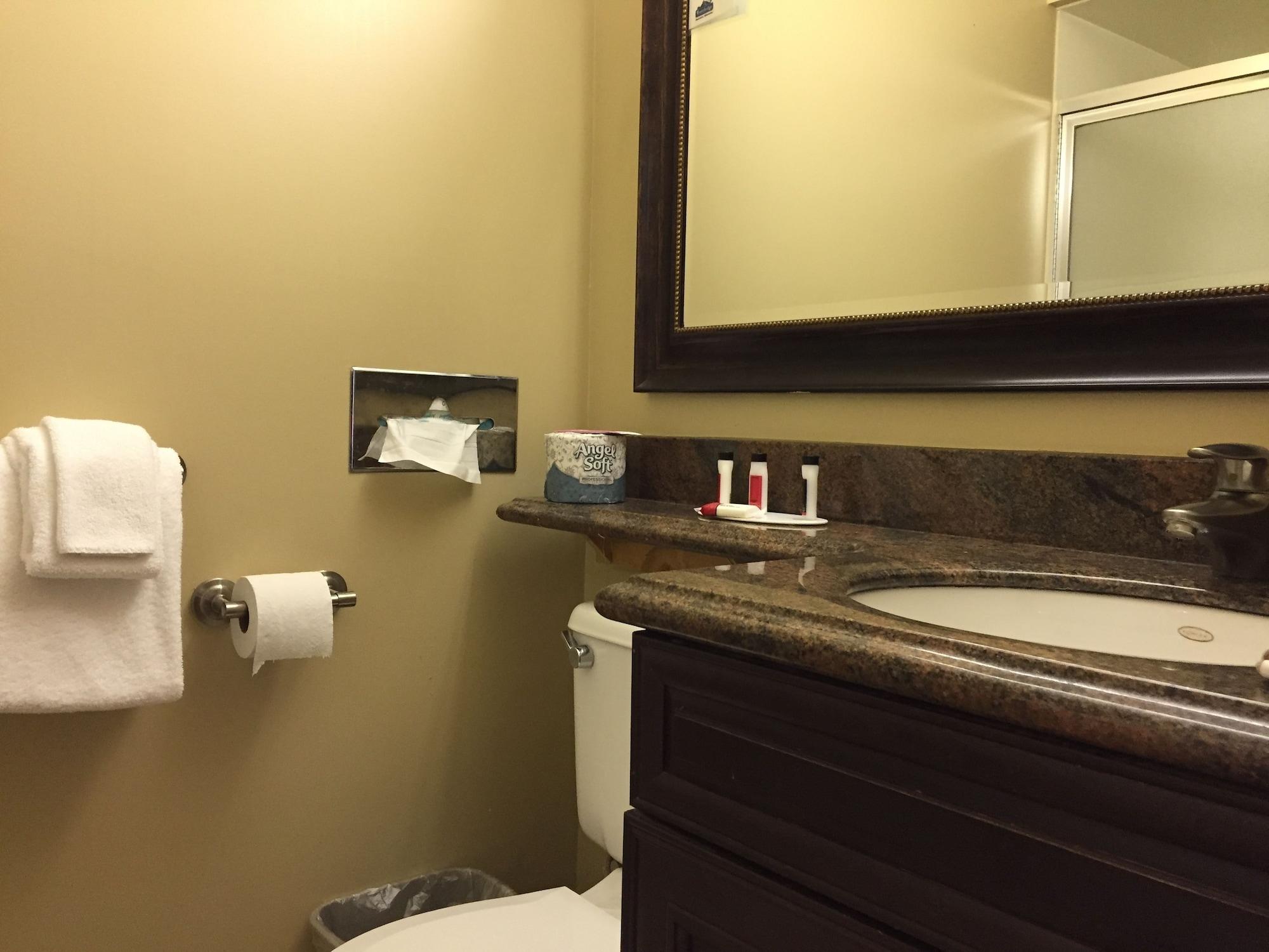 Travelodge By Wyndham Presidio