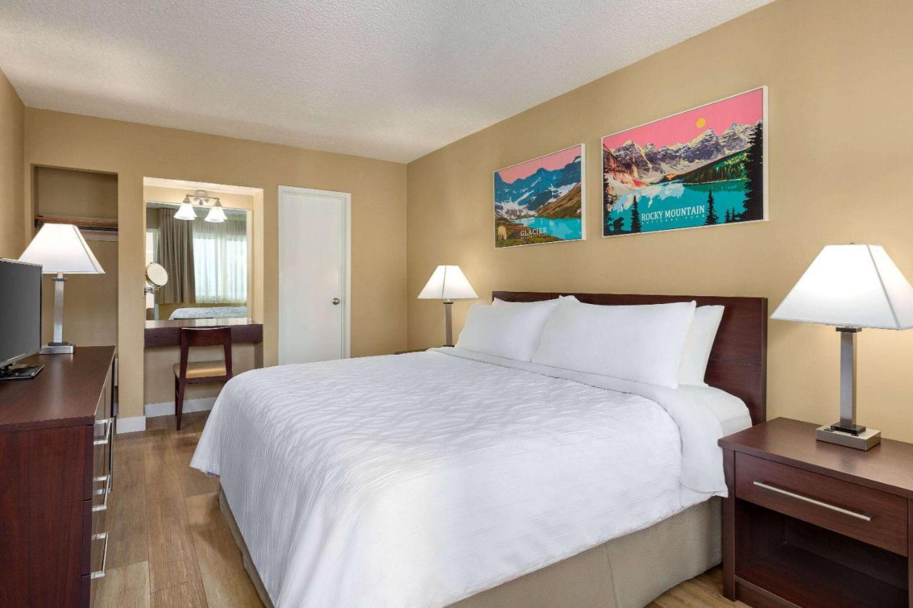 Travelodge By Wyndham Presidio Motel 2*