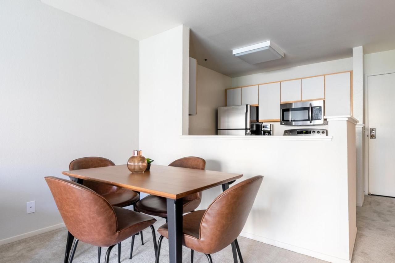 Apartment S 2br W Pool Nr Att Park Sfo-322