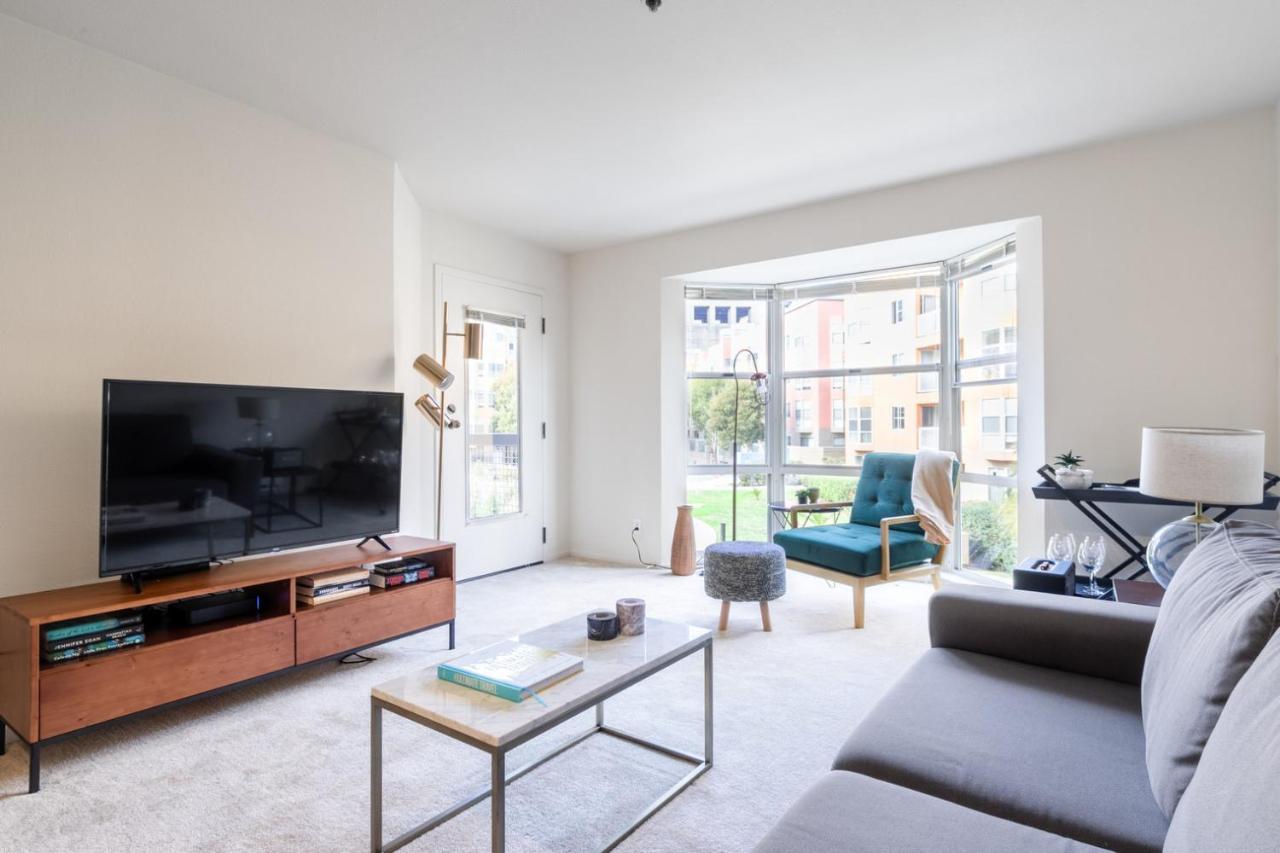 Apartment S 2br W Pool Nr Att Park Sfo-322 *