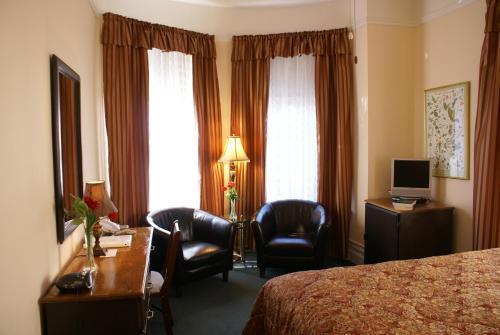 The Andrews Hotel