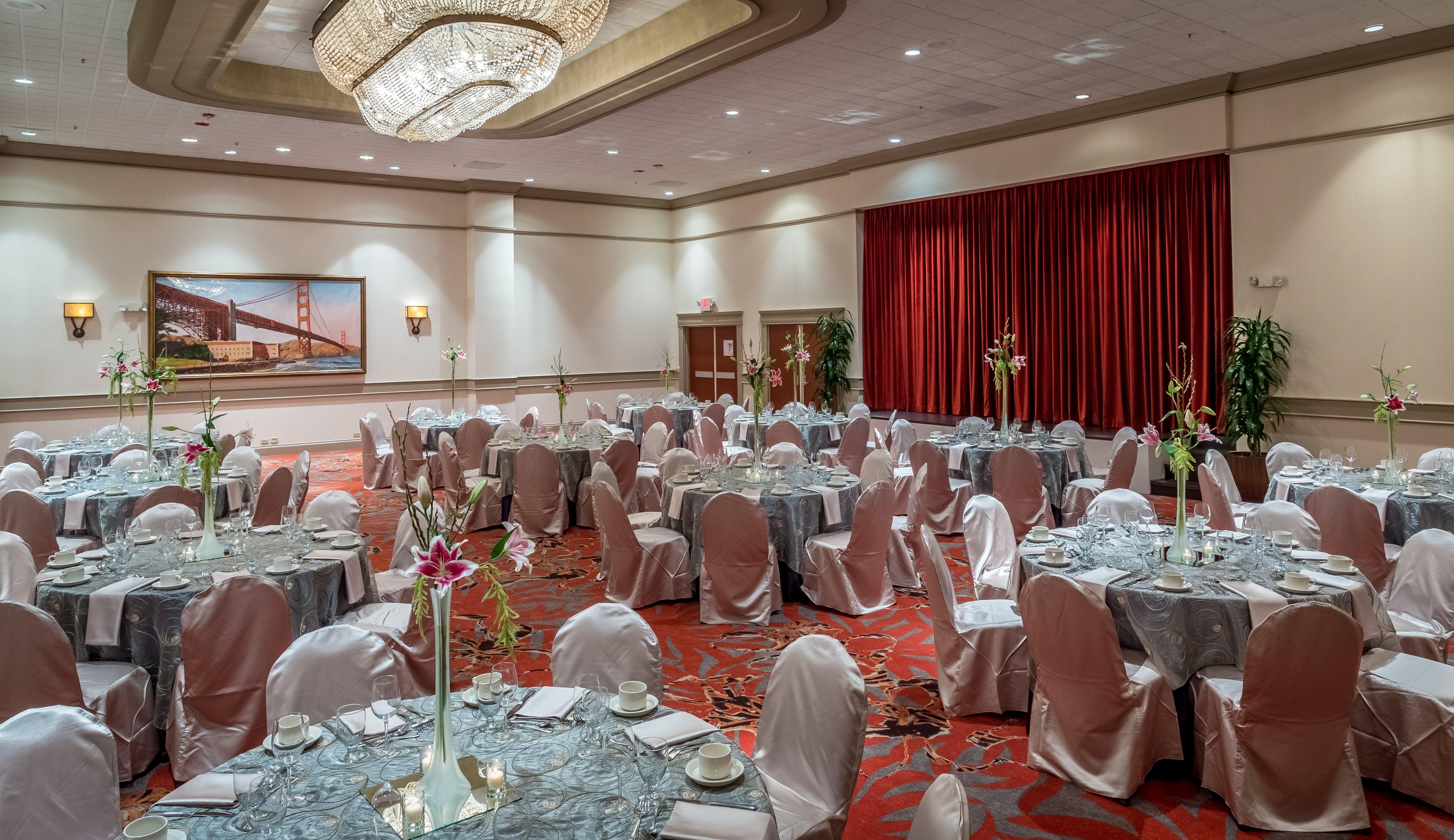 - Golden Gateway Newly Renovated With No Fee 3*