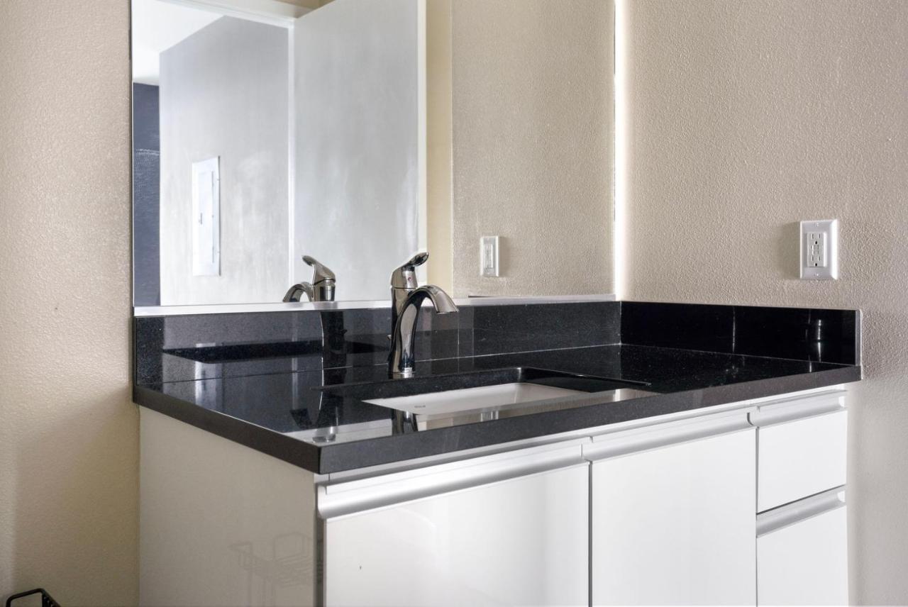 Apartment 1br Mission Bay W Gym Nr Caltrain Sfo-25 *