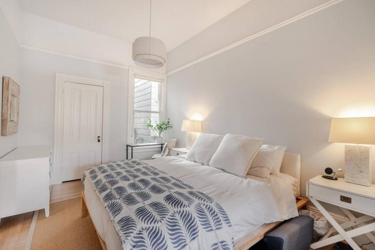 Charming Victorian Oasis With An Elegant And Spacious Haven Holiday home *