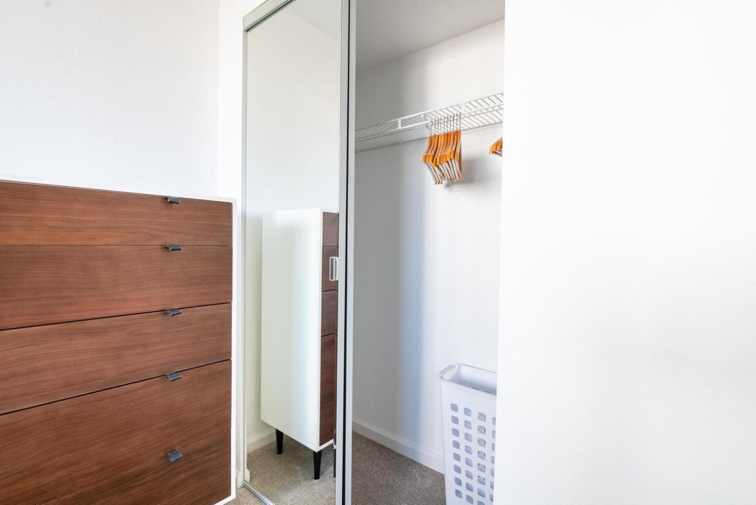 Apartment South 2br W Heated Pool Shops Dining Sfo-1664 San Francisco