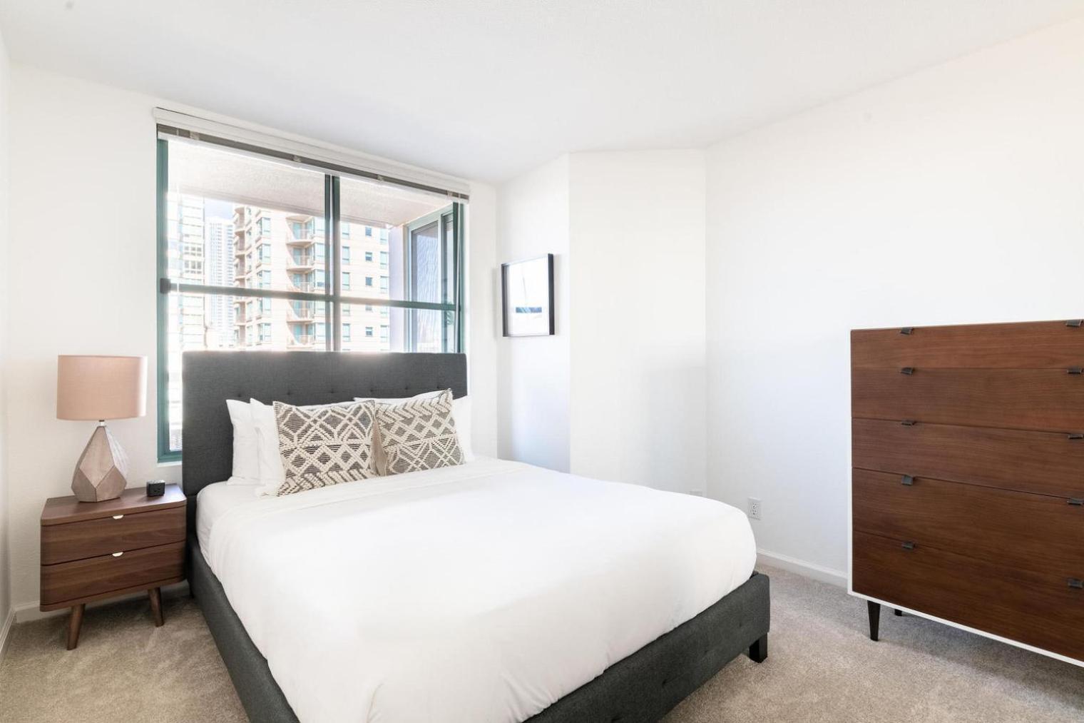 South 2br W Heated Pool Shops Dining Sfo-1664 San Francisco