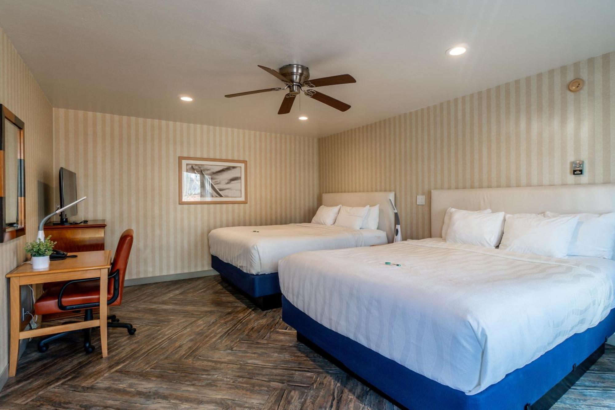The Wharf Motel 2*