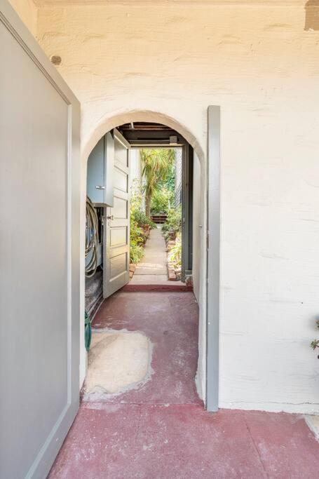 Secret Garden - Perfect Sf Location Apartment