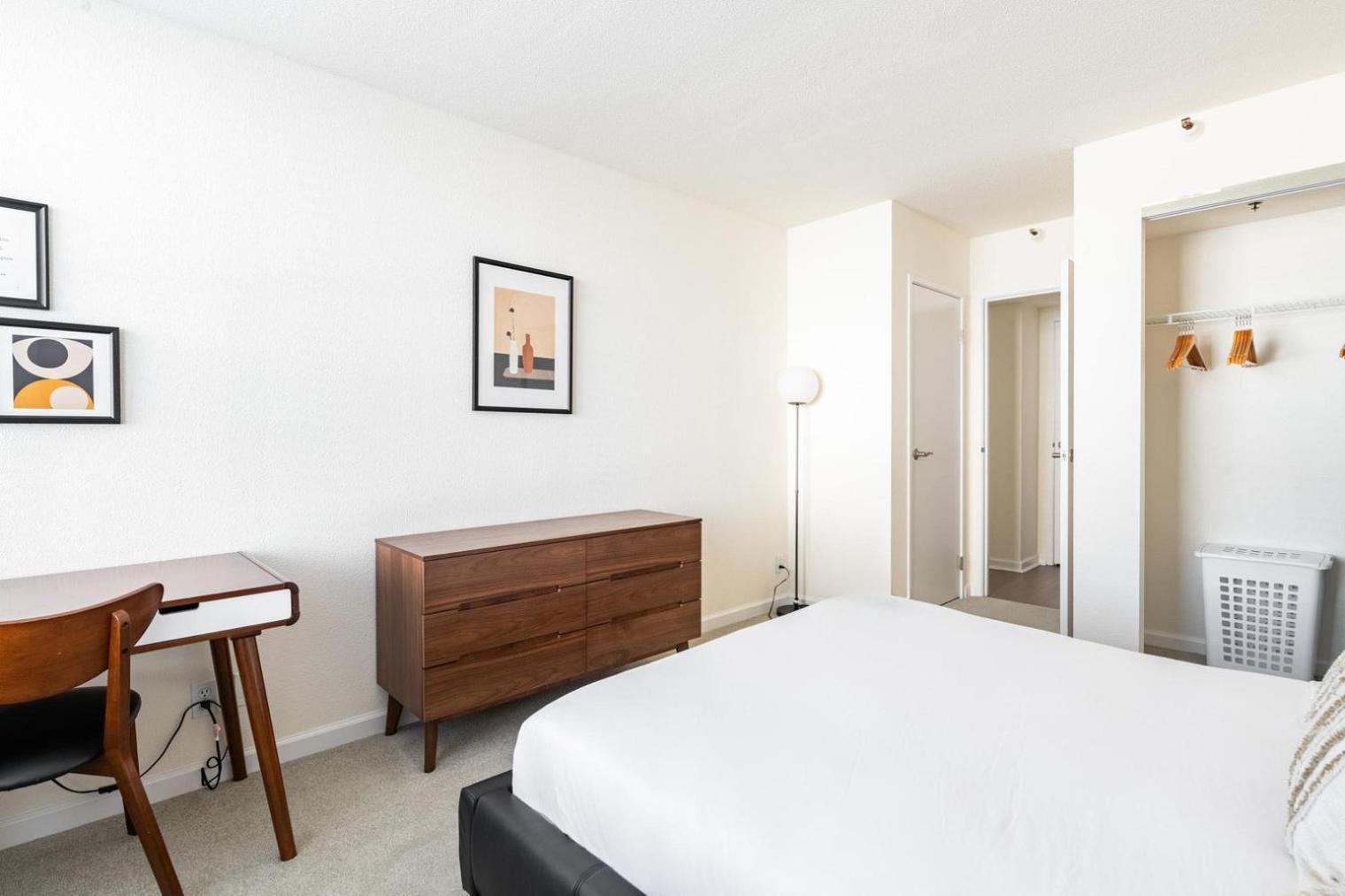 S 1br W Rooftop Tennis Nr Muni Lightrail Sfo-1660 Apartment *